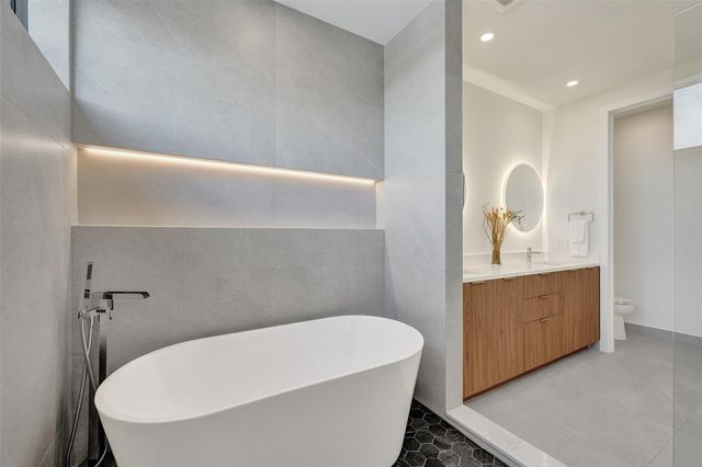 1527 NE 15th Ave, Fort Lauderdale, FL 33304