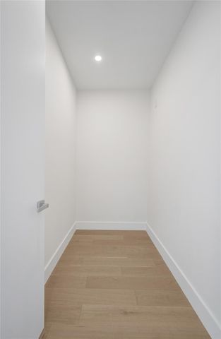 1527 NE 15th Ave, Fort Lauderdale, FL 33304