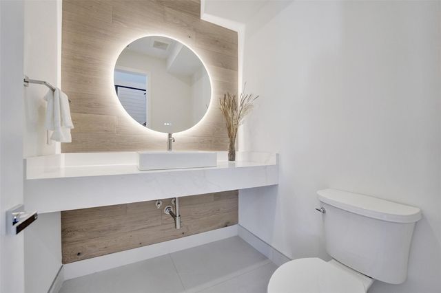 1527 NE 15th Ave, Fort Lauderdale, FL 33304