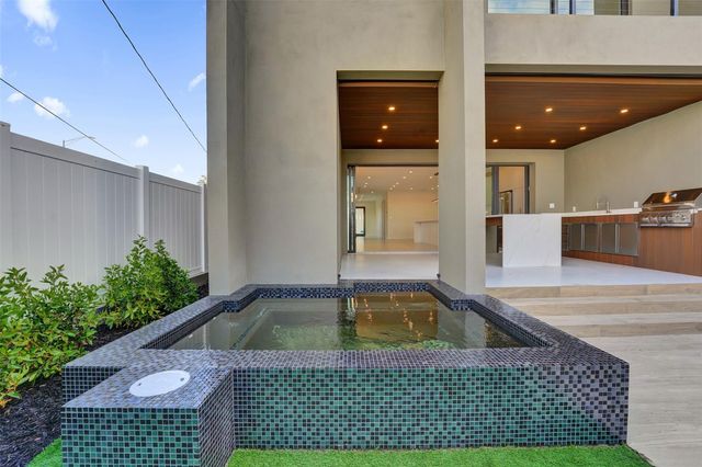 1527 NE 15th Ave, Fort Lauderdale, FL 33304