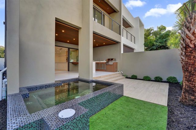 1527 NE 15th Ave, Fort Lauderdale, FL 33304