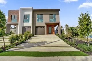 1527 NE 15th Ave, Fort Lauderdale, FL 33304