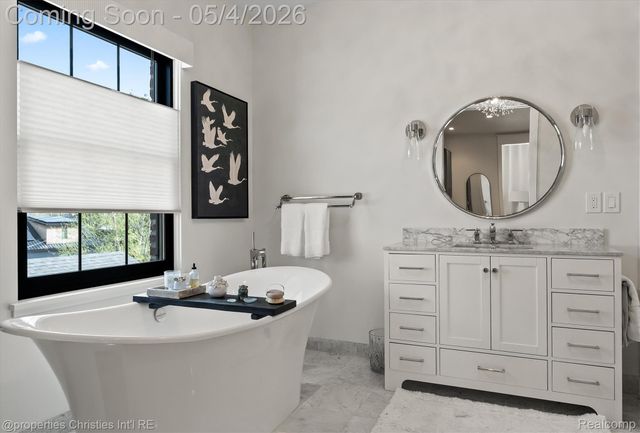850 GREENWOOD Street, Birmingham, MI 48009