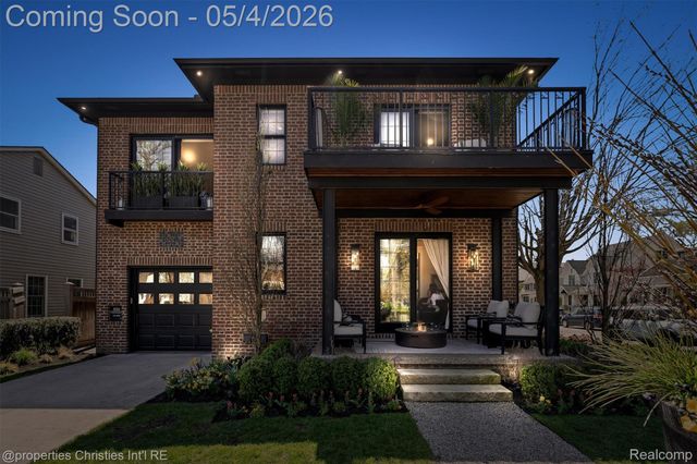850 GREENWOOD Street, Birmingham, MI 48009