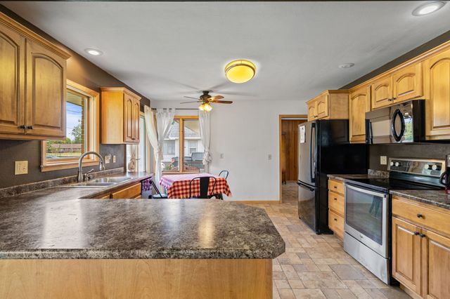 218 N Fulton Street, Newell, IA 50568