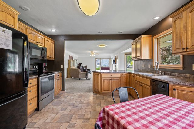 218 N Fulton Street, Newell, IA 50568