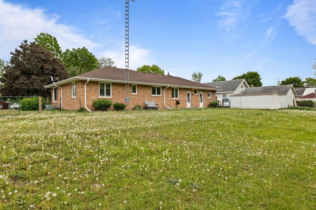 218 N Fulton Street, Newell, IA 50568