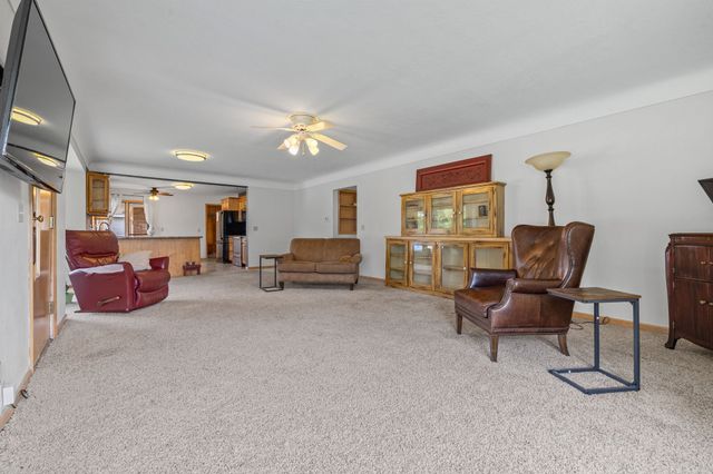 218 N Fulton Street, Newell, IA 50568