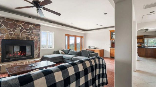 45620 Lewis Valley Road, Hemet, CA 92544