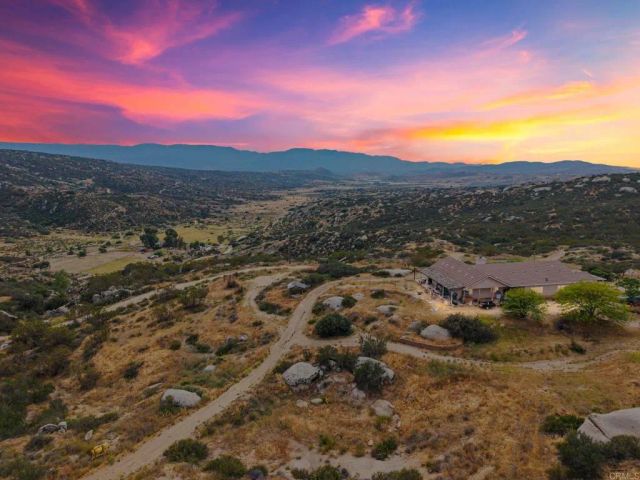 45620 Lewis Valley Road, Hemet, CA 92544