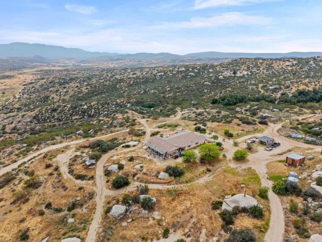 45620 Lewis Valley Road, Hemet, CA 92544