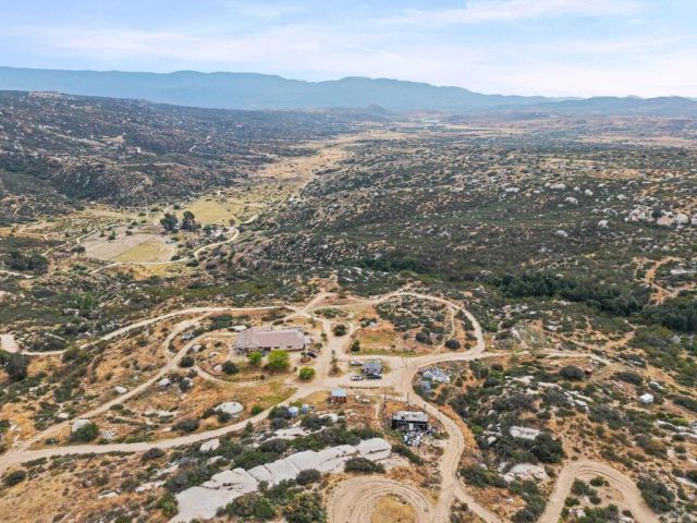 45620 Lewis Valley Road, Hemet, CA 92544