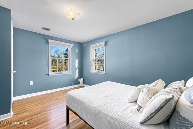 105 Park Avenue, Shrewsbury Boro, NJ 07702