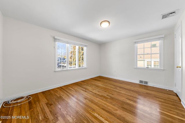 105 Park Avenue, Shrewsbury Boro, NJ 07702