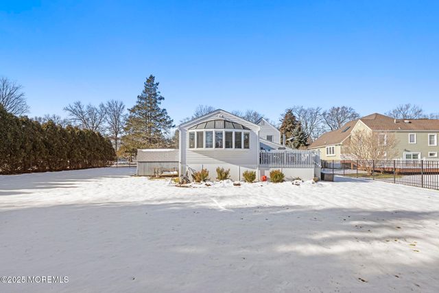 105 Park Avenue, Shrewsbury Boro, NJ 07702