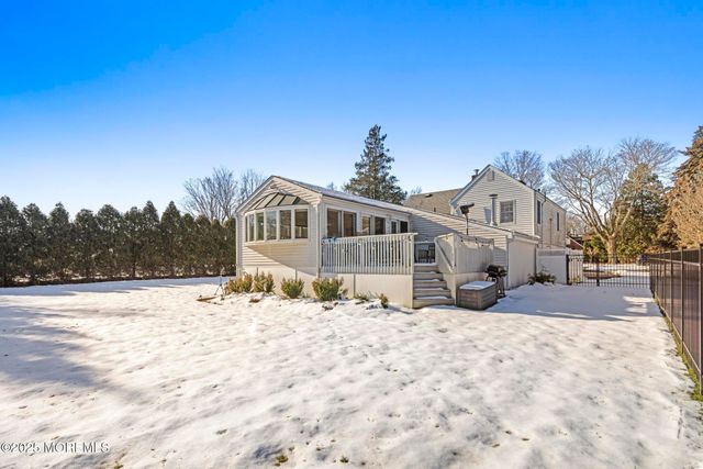 105 Park Avenue, Shrewsbury Boro, NJ 07702