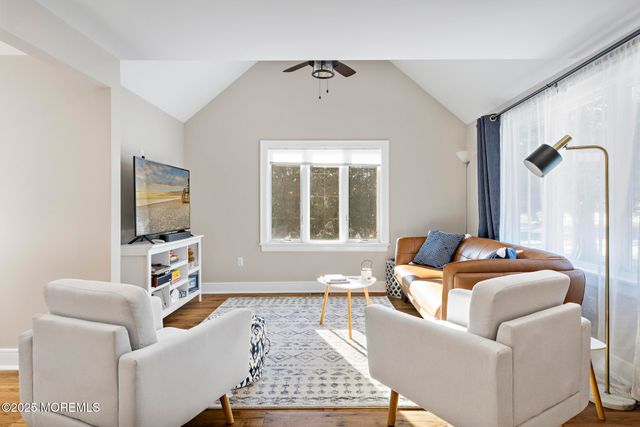 105 Park Avenue, Shrewsbury Boro, NJ 07702