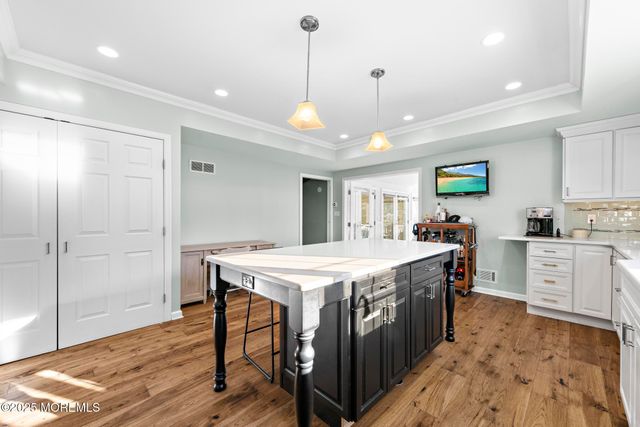 105 Park Avenue, Shrewsbury Boro, NJ 07702