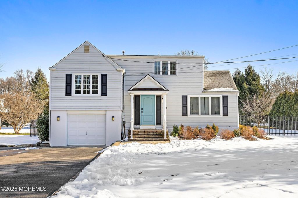 105 Park Avenue, Shrewsbury Boro, NJ 07702