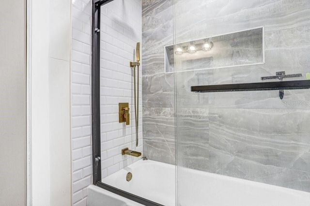 1812 W CRAWFORD STREET, Tampa, FL 33604