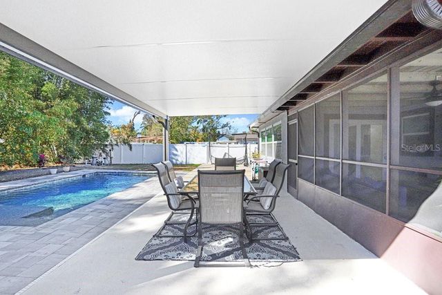 1812 W CRAWFORD STREET, Tampa, FL 33604