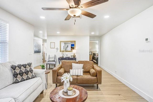 1812 W CRAWFORD STREET, Tampa, FL 33604