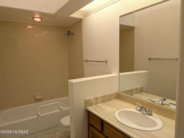 7759 E Via Ventana Norte, Tucson, AZ 85750