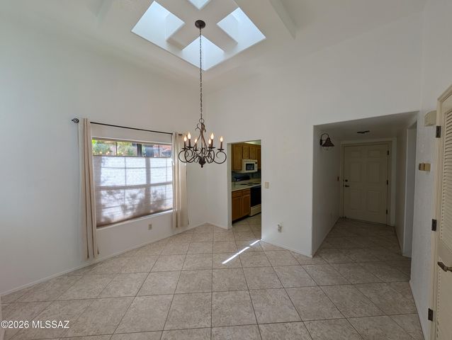 7759 E Via Ventana Norte, Tucson, AZ 85750