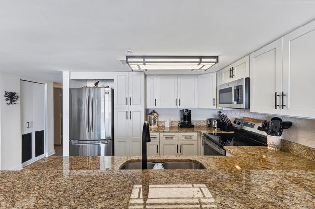 501 S Ocean Blvd Unit 905, North Myrtle Beach, SC 29582