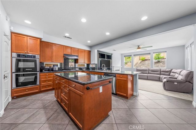 25614 Red Hawk Road, Corona, CA 92883
