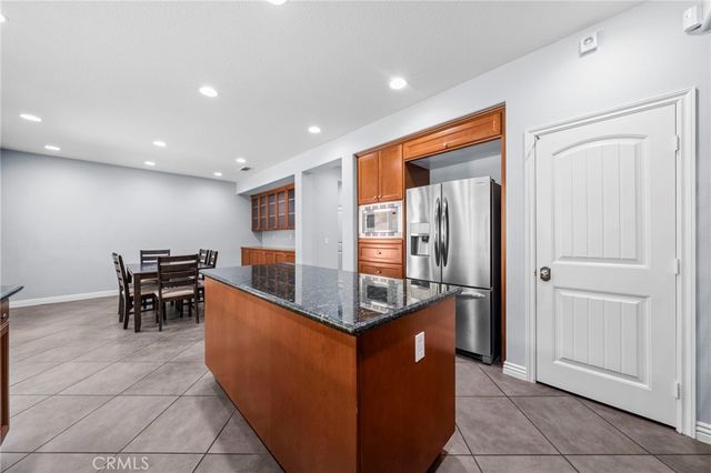 25614 Red Hawk Road, Corona, CA 92883