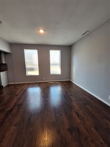 3913 Lee Street, Greenville, TX 75401