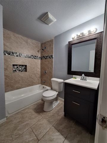 3913 Lee Street, Greenville, TX 75401