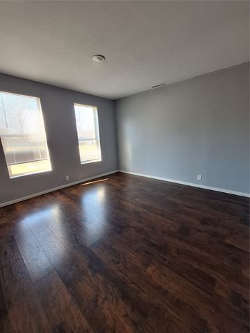 3913 Lee Street, Greenville, TX 75401