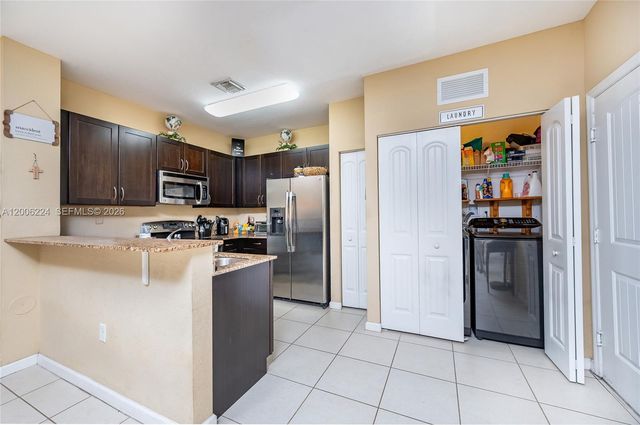 27524 SW 140th Ave, Homestead, FL 33032