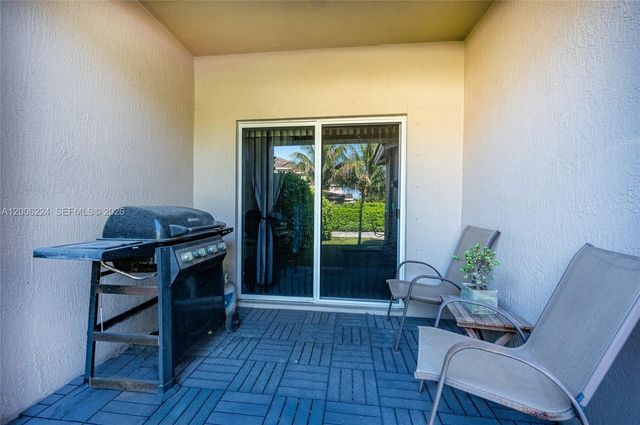 27524 SW 140th Ave, Homestead, FL 33032