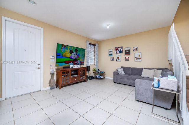 27524 SW 140th Ave, Homestead, FL 33032