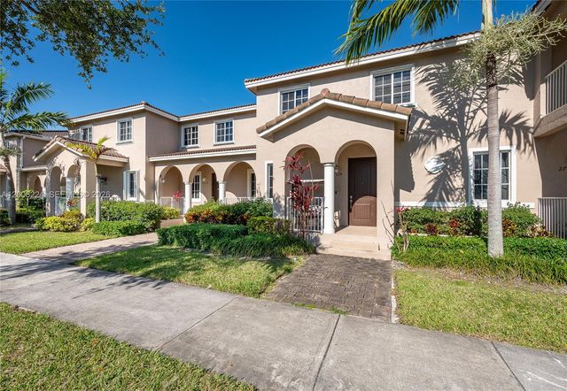 27524 SW 140th Ave, Homestead, FL 33032