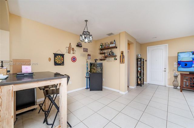 27524 SW 140th Ave, Homestead, FL 33032