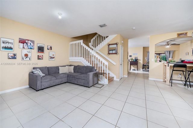 27524 SW 140th Ave, Homestead, FL 33032