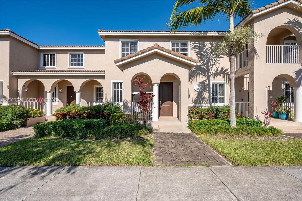 27524 SW 140th Ave, Homestead, FL 33032