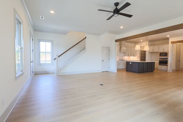 625 Flathead Alley, Thompsons Station, TN 37179