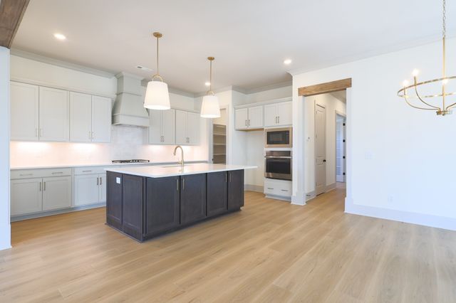 625 Flathead Alley, Thompsons Station, TN 37179