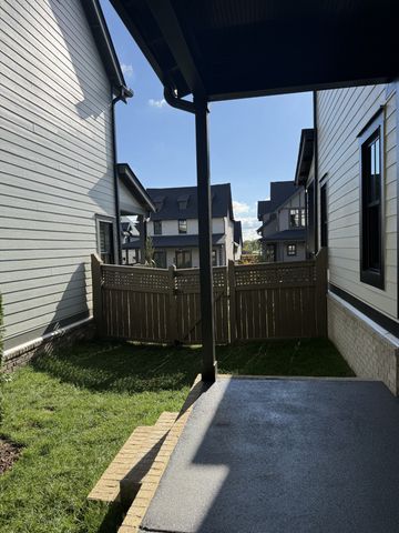 625 Flathead Alley, Thompsons Station, TN 37179