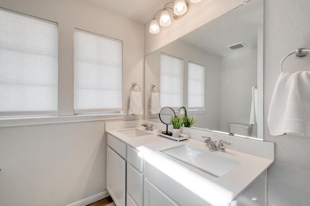 241 Arabian Colt DR, Georgetown, TX 78626