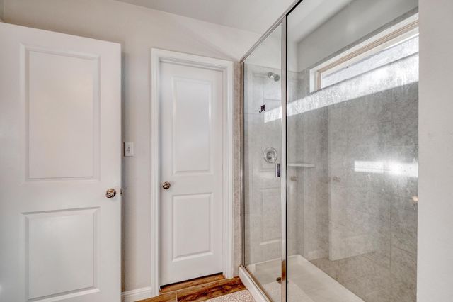 241 Arabian Colt DR, Georgetown, TX 78626