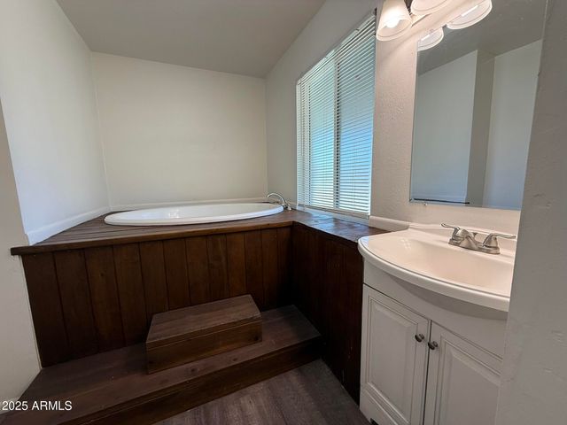 1723 W CHERYL Drive, Phoenix, AZ 85021