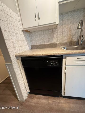 1723 W CHERYL Drive, Phoenix, AZ 85021