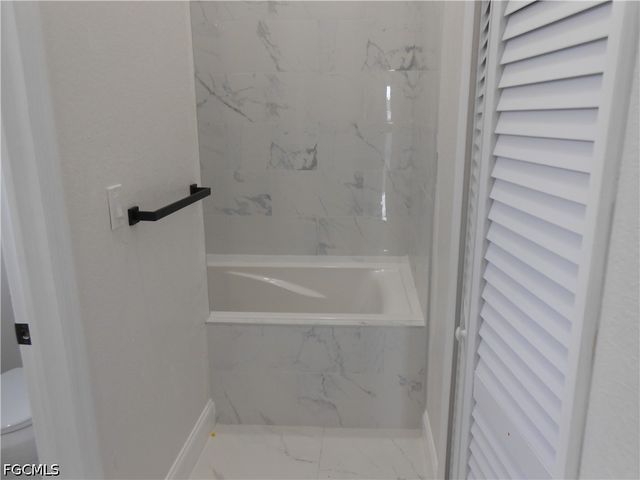 2809 55th ST W, Lehigh Acres, FL 33971