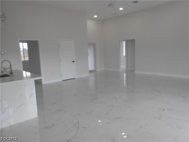 2809 55th ST W, Lehigh Acres, FL 33971